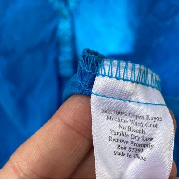 Johnny Was embroidered v-neck blouse - Picture 11 of 11